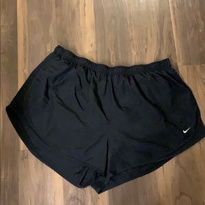 Women Plus Nike Tempo Shorts, 3X, Black